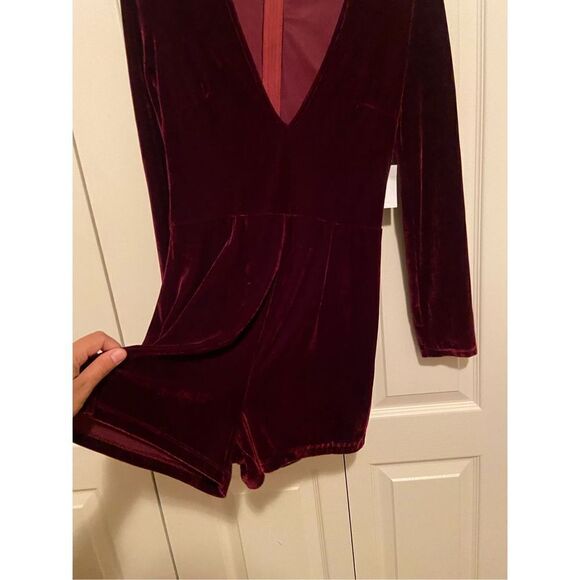 Charlotte Russe romper long sleeve S - Picture 2 of 5